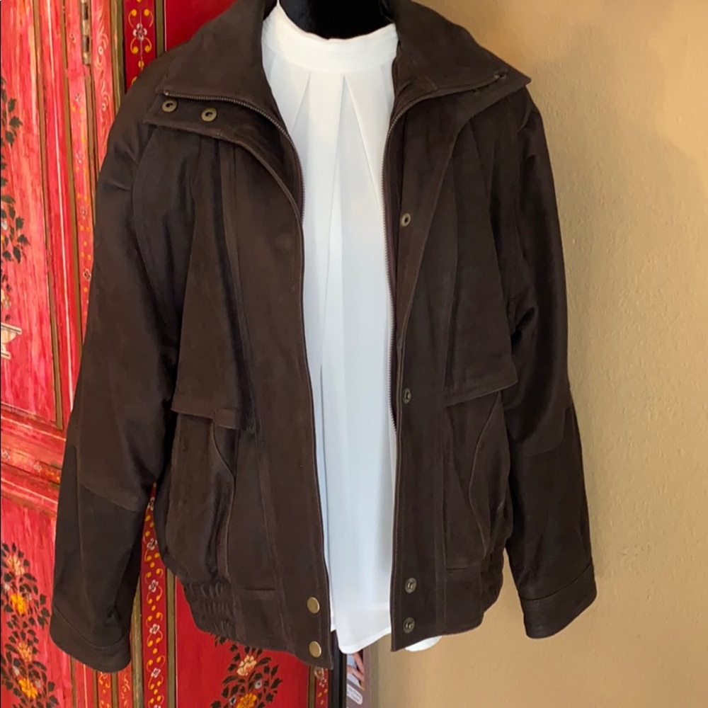 Woman’s Heavy Brown Leather Coat size L